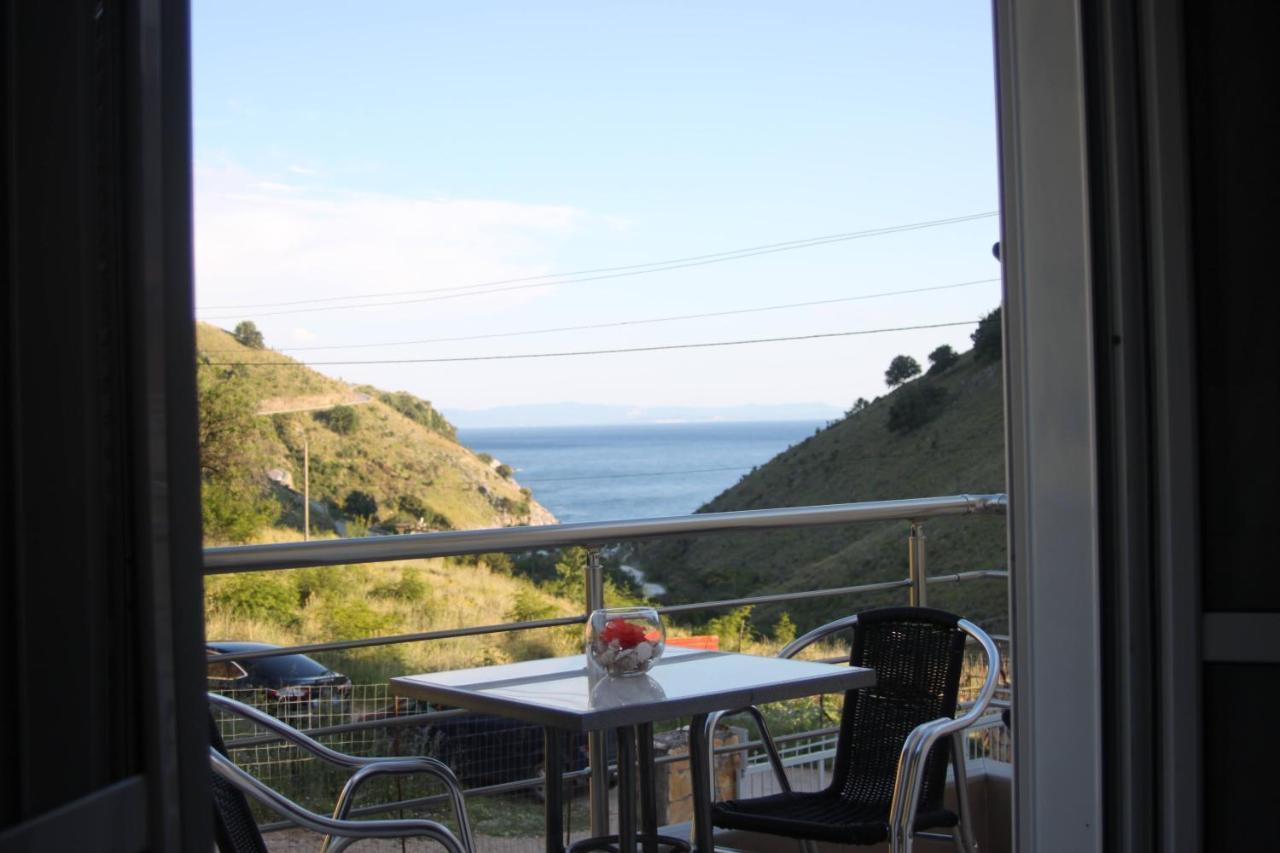 Orea Hotel Himarë Dış mekan fotoğraf